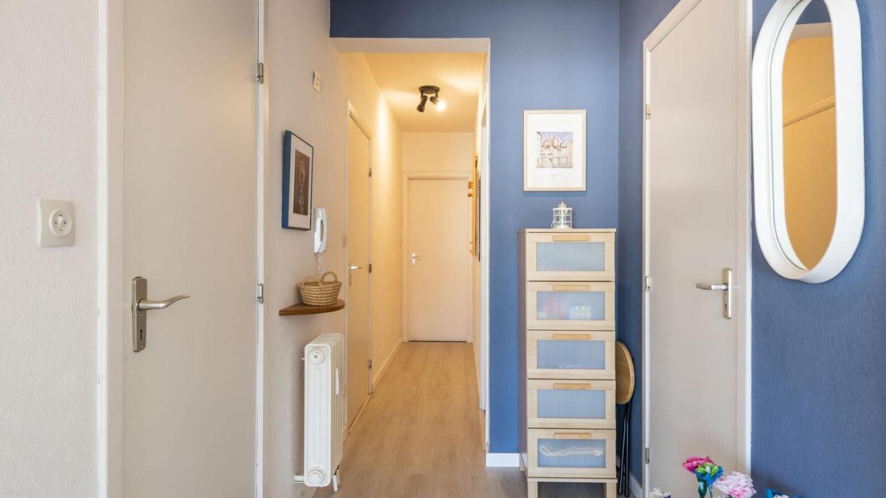Zonnig En Gezellig Appartement Met Zijdelings Zeezicht En Zwembad In Koksijde Dış mekan fotoğraf